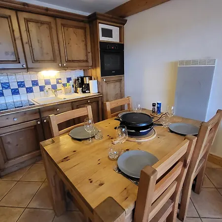 Ecrins A4, 1 Bedroom Apartment With Bunk Room, Central Samoens Exterior photo