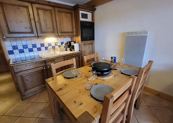 Ecrins A4, 1 Bedroom Apartment With Bunk Room, Central Samoens